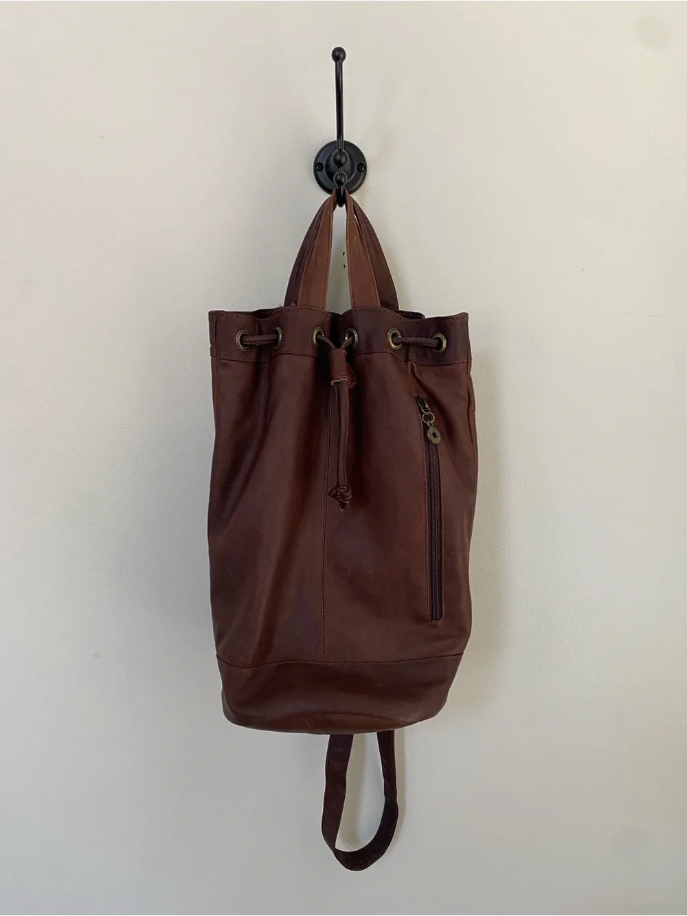 Vintage Wilson’s Leather Espresso Bucket Sling Bag